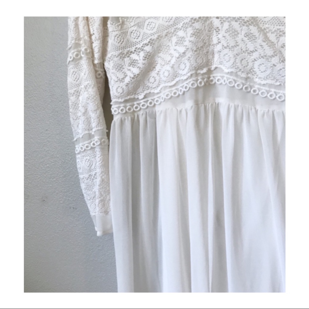 ❌SOLD❌ASOS Ivory or “Cream” Lace Insert Dress - Picture 8 of 9
